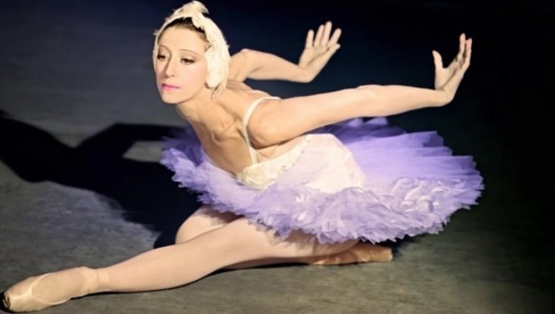 Тематическое фото GigaChat (18+)