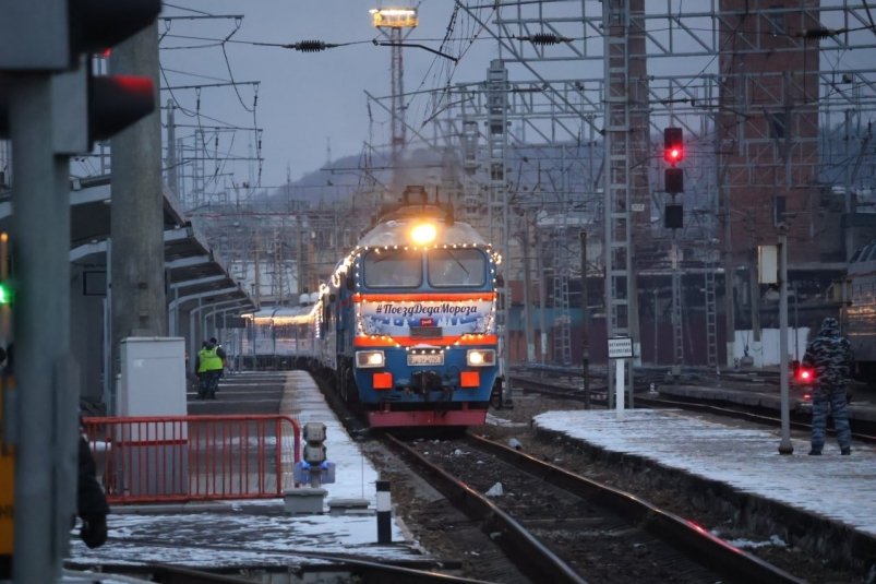 Поезд Деда Мороза (0+) в 2024 году Александр Шепырев, ИА UssurMedia