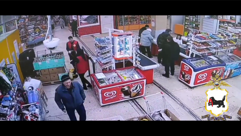 Женщина случайно положила деньги на счёт незнакомого мужчины в Братске МУ МВД России "Братское"