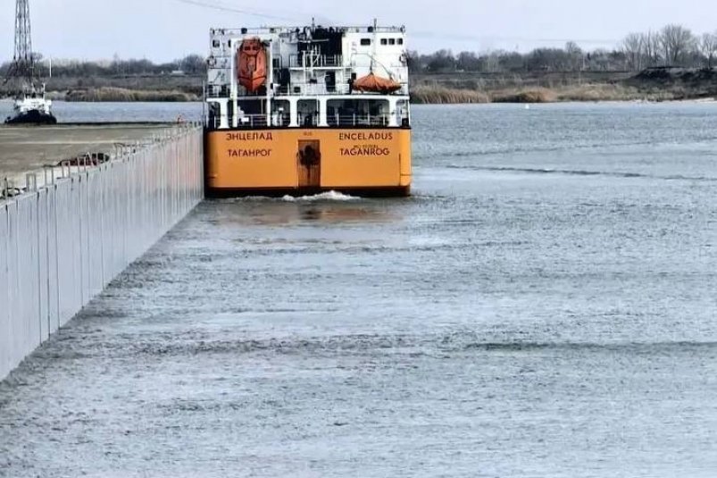 Первый танкер прошел через шлюз Багаевского гидроузла в Ростовской области минтранс Ростовской области