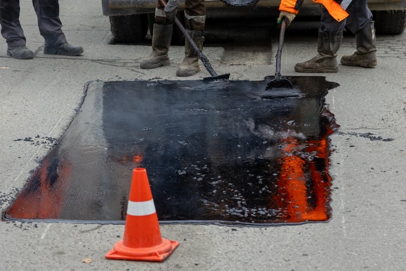 Ремонт дорог литым асфальтом пресс-служба администрации Южно-Сахалинска