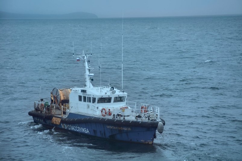 Пациентку с болями в животе эвакуировали с острова Попова во Владивосток ТГ-канал "Владивостокская скорая"