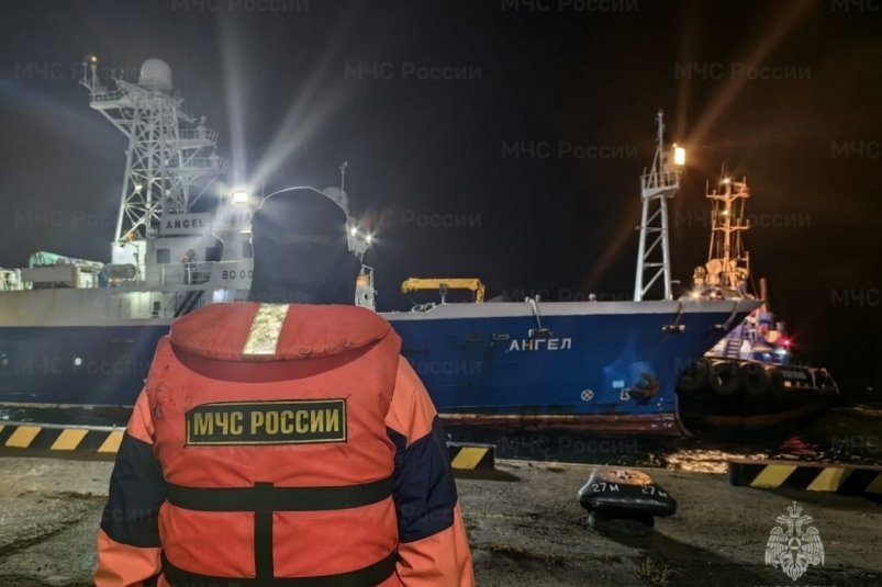 На борту судна "Ангел" прибыл 46-летний Михаил Пичугин ГУ МЧС России по Магаданской области