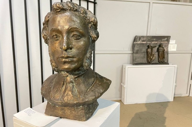 Пушкин пожмет вам руку, если не глядя наберете 100 баллов - ТЕСТ ИА StolicaMedia