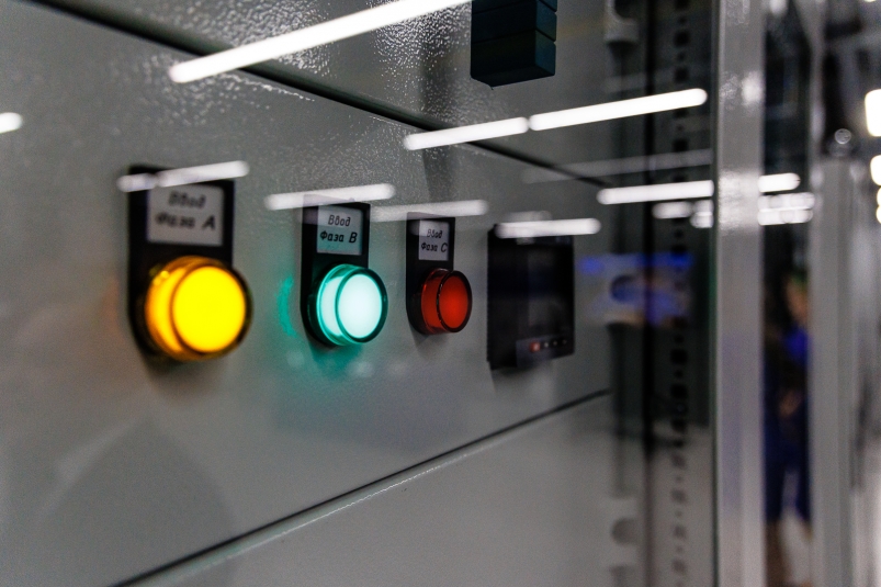 кнопки, запуск, электрощит, управление Евгений Кулешов, ИА PrimaMedia