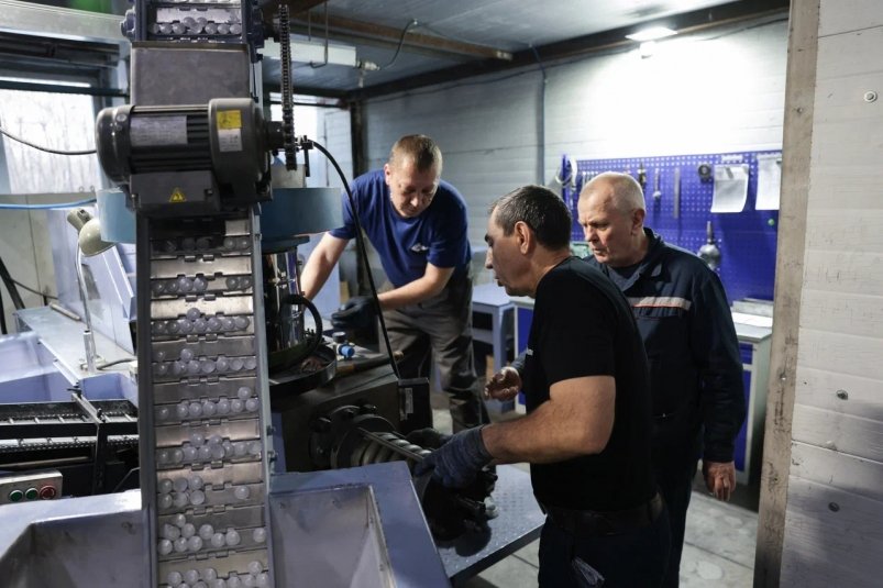 В Шелехове компания запустила производство алюминиевых туб при поддержке ФРП ФРП