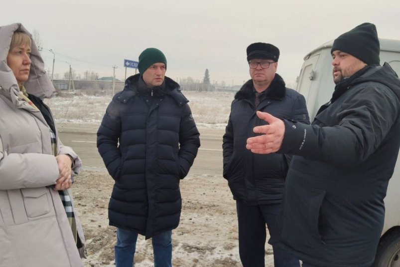 Партдесант ЕР проверил ход капремонта магистрального водовода в Саянске Пресс-служба администрации Саянска