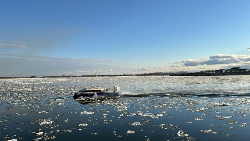 "Пумы" будут курсировать по Амуру до полной установки понтонного моста министерство транспорта и дорожного хозяйства Амурской области