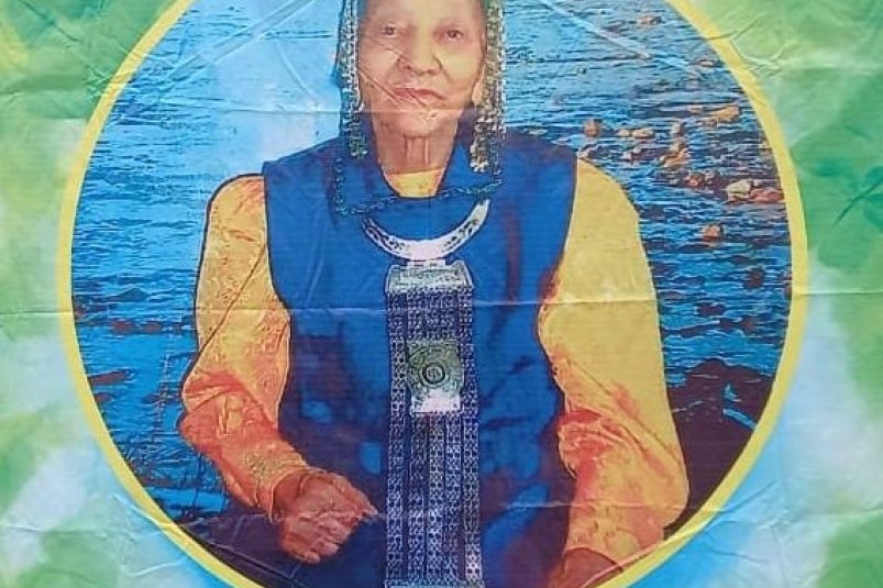 Потомки Ийэ-олонхосута Якутии Дарьи Чайка продолжают традиции предков Ольга Старостина