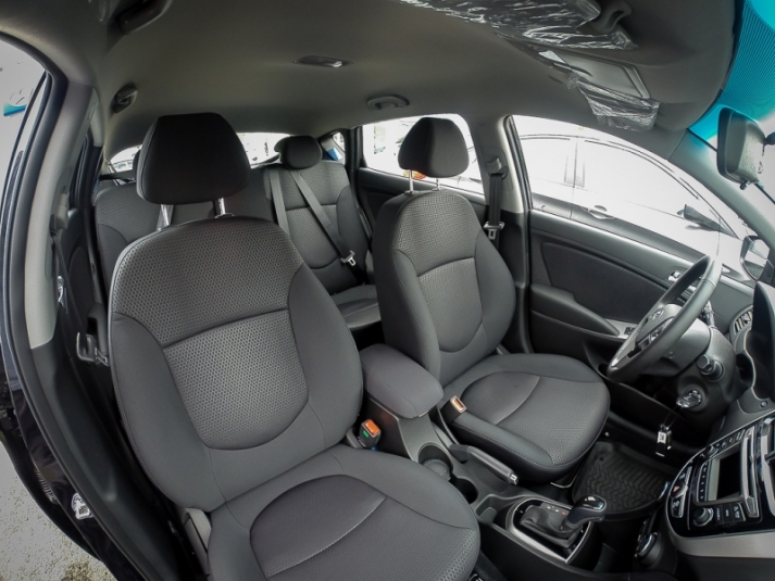 Салон автомобиля Антон Балашов, ИА PrimaMedia