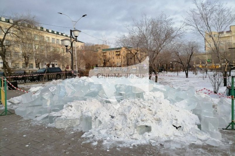Снесённые горки на пл. Ленина в Чите Анета Абрамченко, ИА ChitaMedia