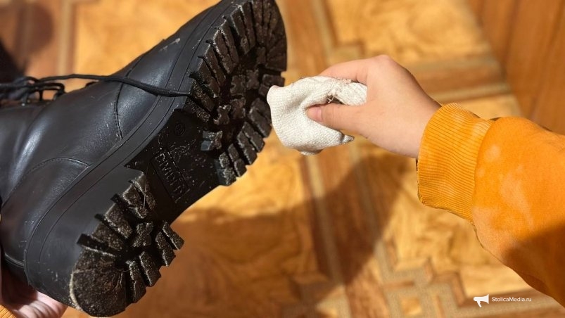 2 мазка - и ботинки липнут ко льду: не будет сколько даже на катке ИА StolicaMedia