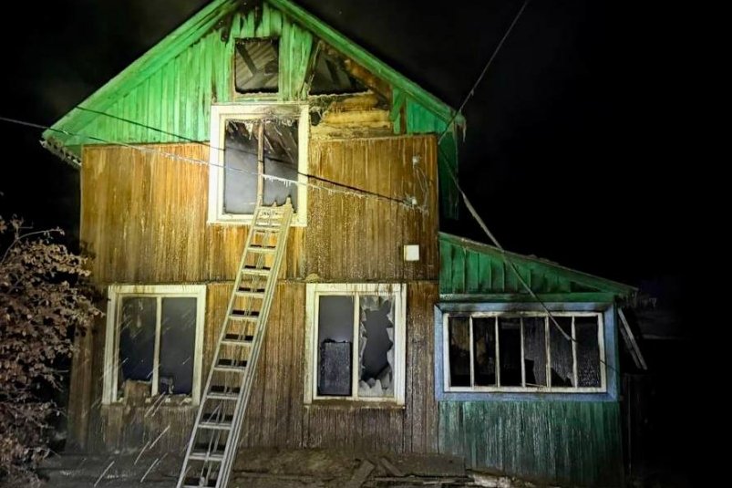 7-летняя девочка и 4-летний мальчик погибли на пожаре в Братском районе СУ СКР по Иркутской области