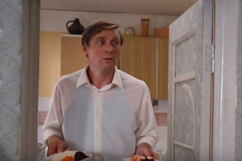 По зубам только элитным киноманам: назовите 5 фильмов по 1 кадру - ТЕСТ Кадр из фильма "Любовь и голуби" (12+)