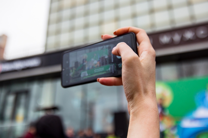 Мобильный телефон Илья Аверьянов, ИА PrimaMedia