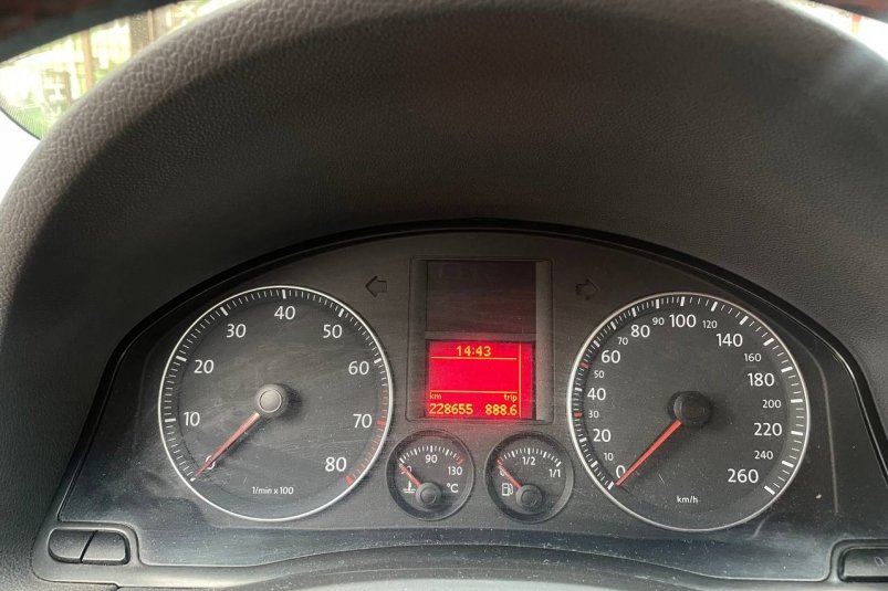 Сколько оборотов авто убьют мотор зимой - для механики, автомата и вариатора ИА StolicaMedia