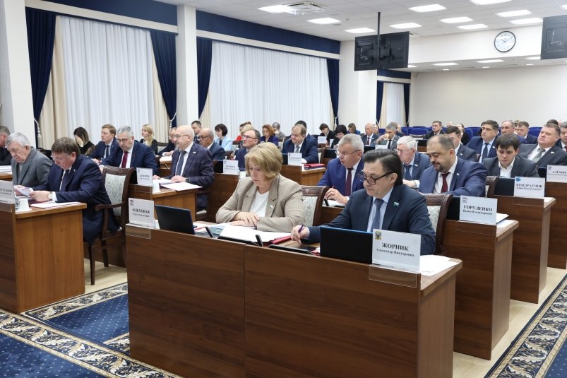 На заседании были приняты важные для жизни края законы Пресс-служба Законодательной думы Хабаровского края