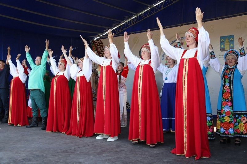 При поддержке ЕР в Черемховском районе приобрели оборудование к мобильной сцене Администрация Черемховского района