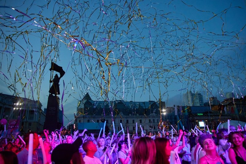 праздник, концерт, площадь Дмитрий Осипчук, ИА PrimaMedia.ru