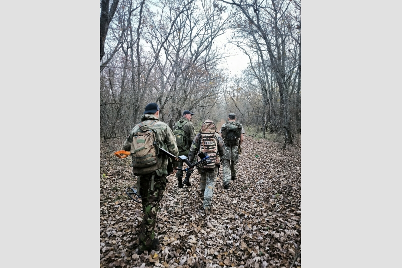 Поисковики за работой Соцсети ПО "Крымский рубеж" ДОСААФ