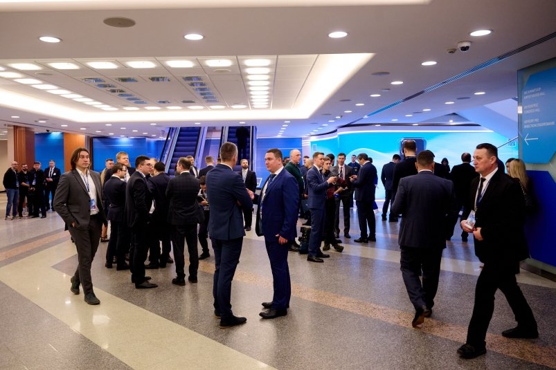 Форум "Россия зовет!" (18+) пресс-служба ВТБ