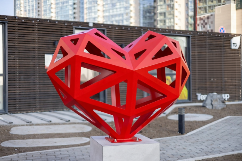 Сердце квартала предоставлено Тим-Групп