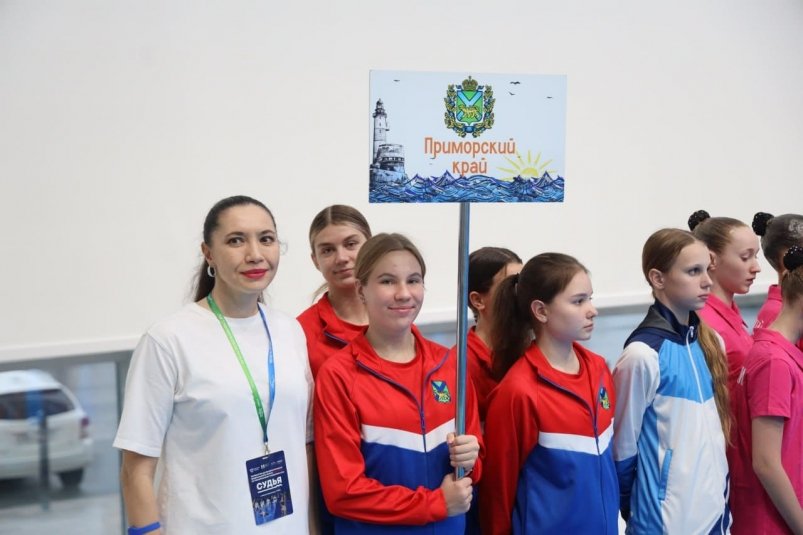 Первенство ДФО по синхронному плаванию в Южно-Сахалинске пресс-служба министерства спорта Сахалинской области