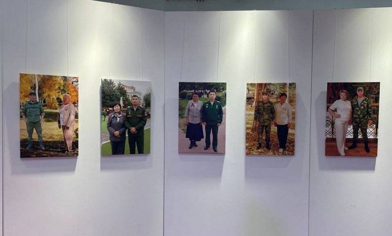 Выставка "Мамы Героев Бурятии" открылась в Улан-Удэ Минкультуры Бурятии