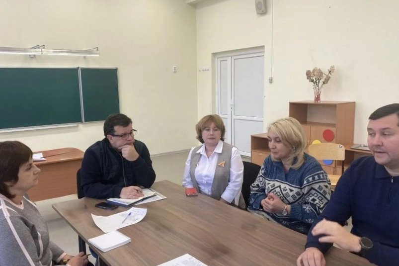 Работа по нормализации ситуации в школе Большого Луга продолжается Пресс-служба правительства региона