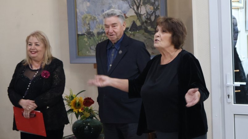 Выставка в Доме художников Анна Маринец, ИА UssurMedia