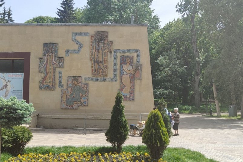 Для скульптуры голубя и бювета №4 определили охранные границы в Ессентуках ИА Stavropol.Media