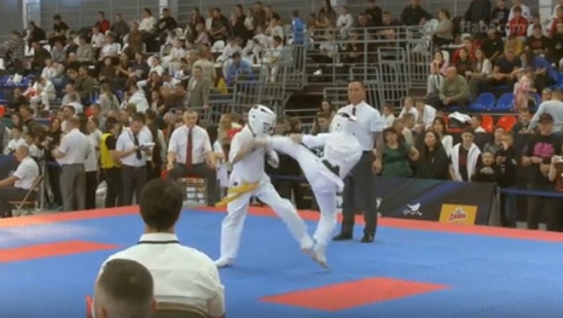 Тематическое фото скриншот трансляции