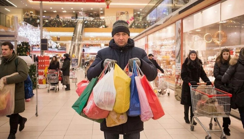 Тематическое фото GigaChat (18+)