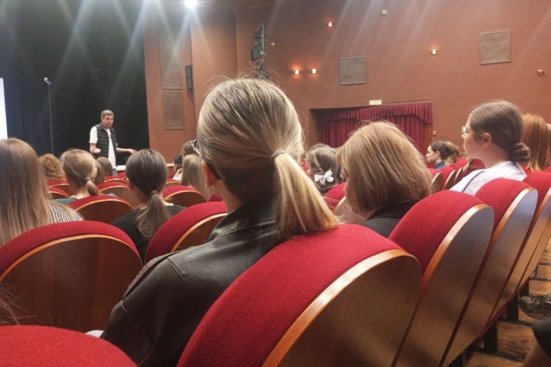 "Святая крепость" привезёт в Краснодар армянскую сваху и рэпующего Винни Пуха ИА KrasnodarMedia