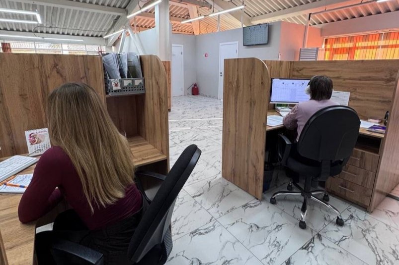 Горячую линию для обращений по ситуациям на дорогах запустили в Иркутской области Пресс-служба правительства Иркутской области