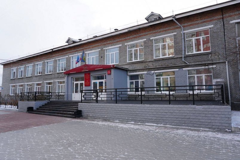 В гимназии №14 в Улан-Удэ нашли трещину в несущей колонне мэрия Улан-Удэ