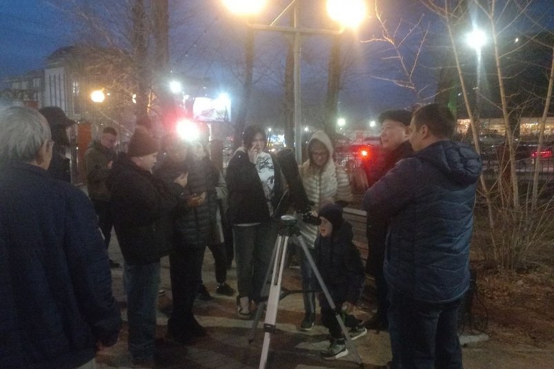 Суперлуние придёт в Бурятию ночью на 5 декабря: как его наблюдать Паблик "Иркутский астроном"