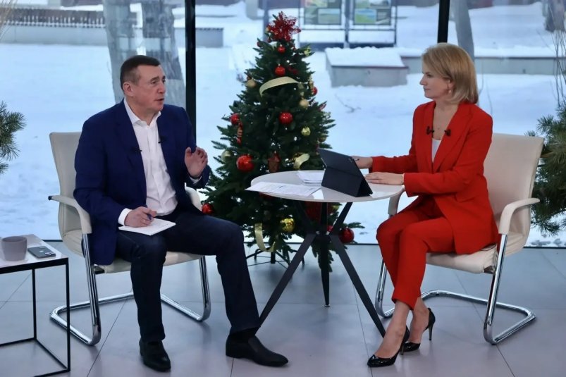 Прямая линия с Валерием Лимаренко пресс-служба правительства Сахалинской области