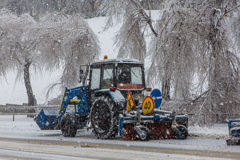 Движение большегрузов и автобусов ограничили на участке трасы в Братском районе Мария Смитюк, ИА PrimaMedia