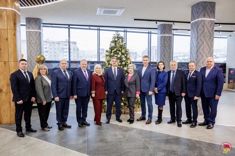 Тематическое фото Дума Магаданской области