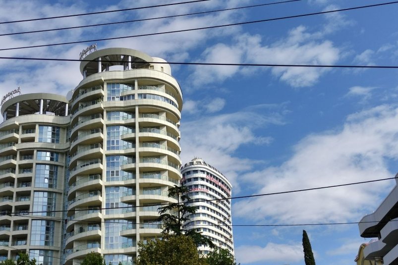 Сочи и Геленджик предлагают самую дорогую недвижимость на побережье Кубани Карина Подкина