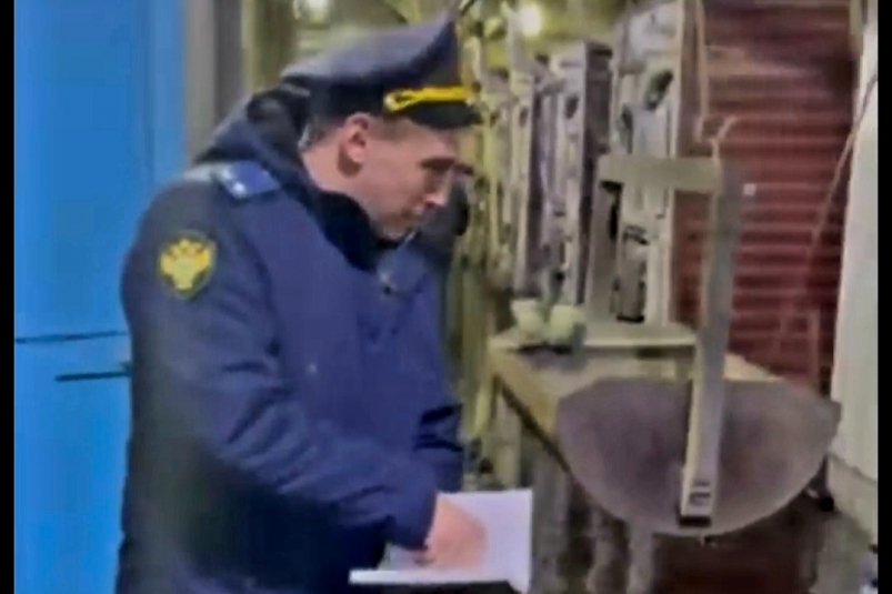 Прокурор Игорь Супруненко в Караге Прокуратура Карагинского района