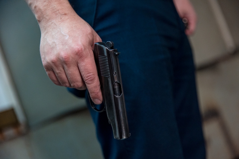 оружие, пистолет, криминал, преступление Илья Аверьянов, ИА PrimaMedia