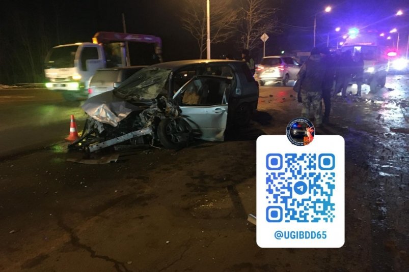 Фото с места происшествия УГИБДД УМВД России по Сахалинской области