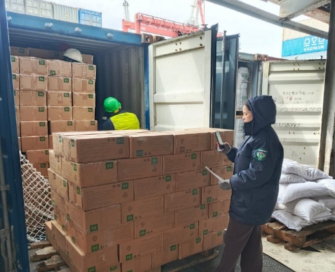 Россельхознадзором приостановлен ввоз в Приморье почти 40 тонн пера утки из Вьетнама тг-канал (18+) Россельхознадзора