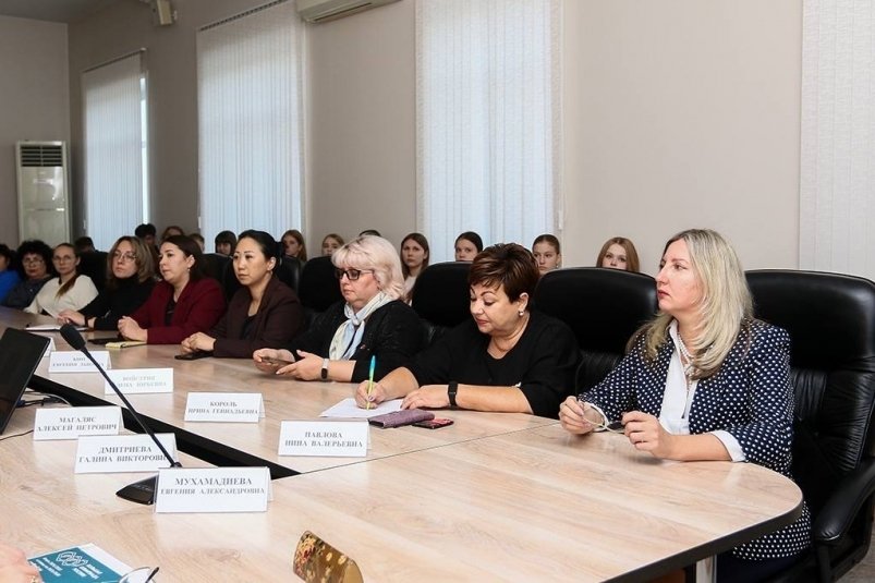 Находка принимает престижную федеральную олимпиаду по химии "Росхим" пресс-служба администрации НГО