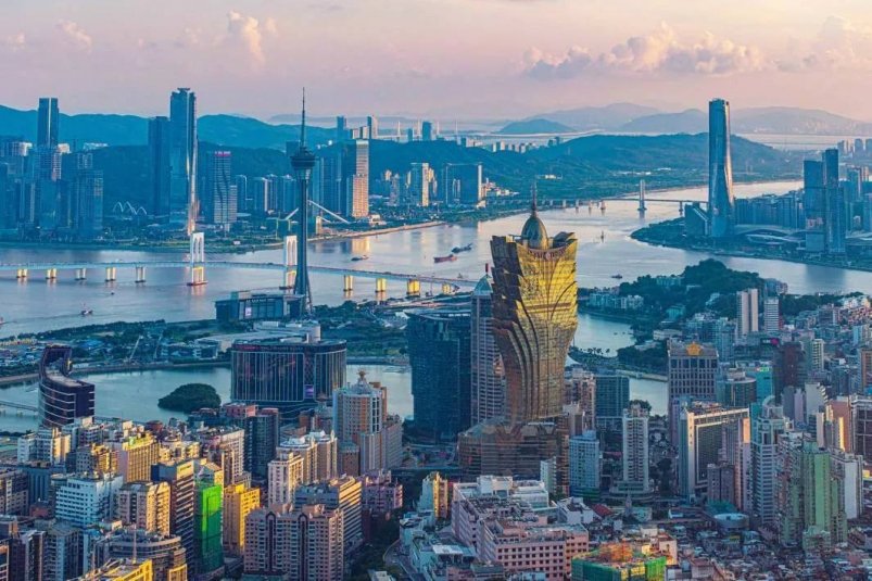 Тематическое фото Tg-канал &quotsvodka25" (18+)