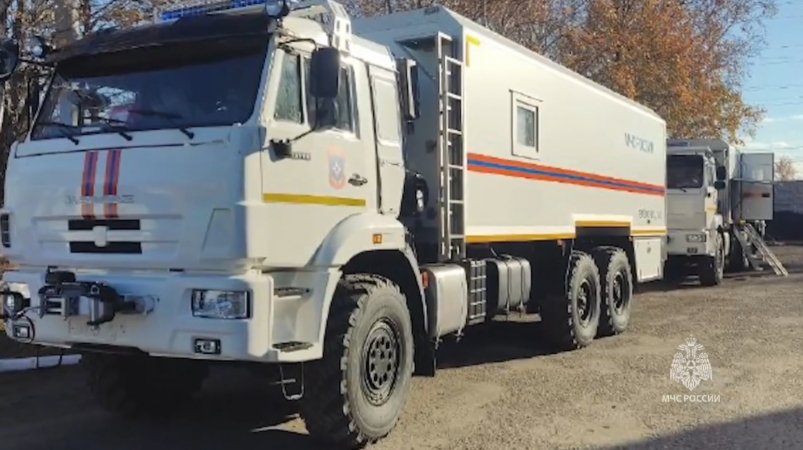 Амурские спасатели получили уникальный мобильный водолазный комплекс МЧС России по Амурской области