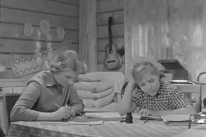 Киноман со стажем запросто ответит на 5 вопросов по "Девчатам" - ТЕСТ Кадр из фильма "Девчата" (6+)