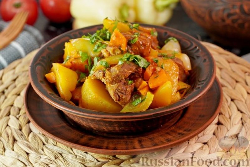 Баранина, тушенная с овощами russianfood.com